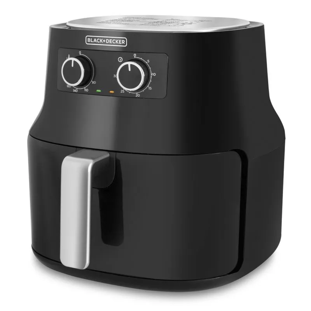 Freidora de aire Black+Decker negra con canasta cerrada y perillas de control